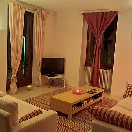 Casa Aurora 1 Appartement Caslano Buitenkant foto