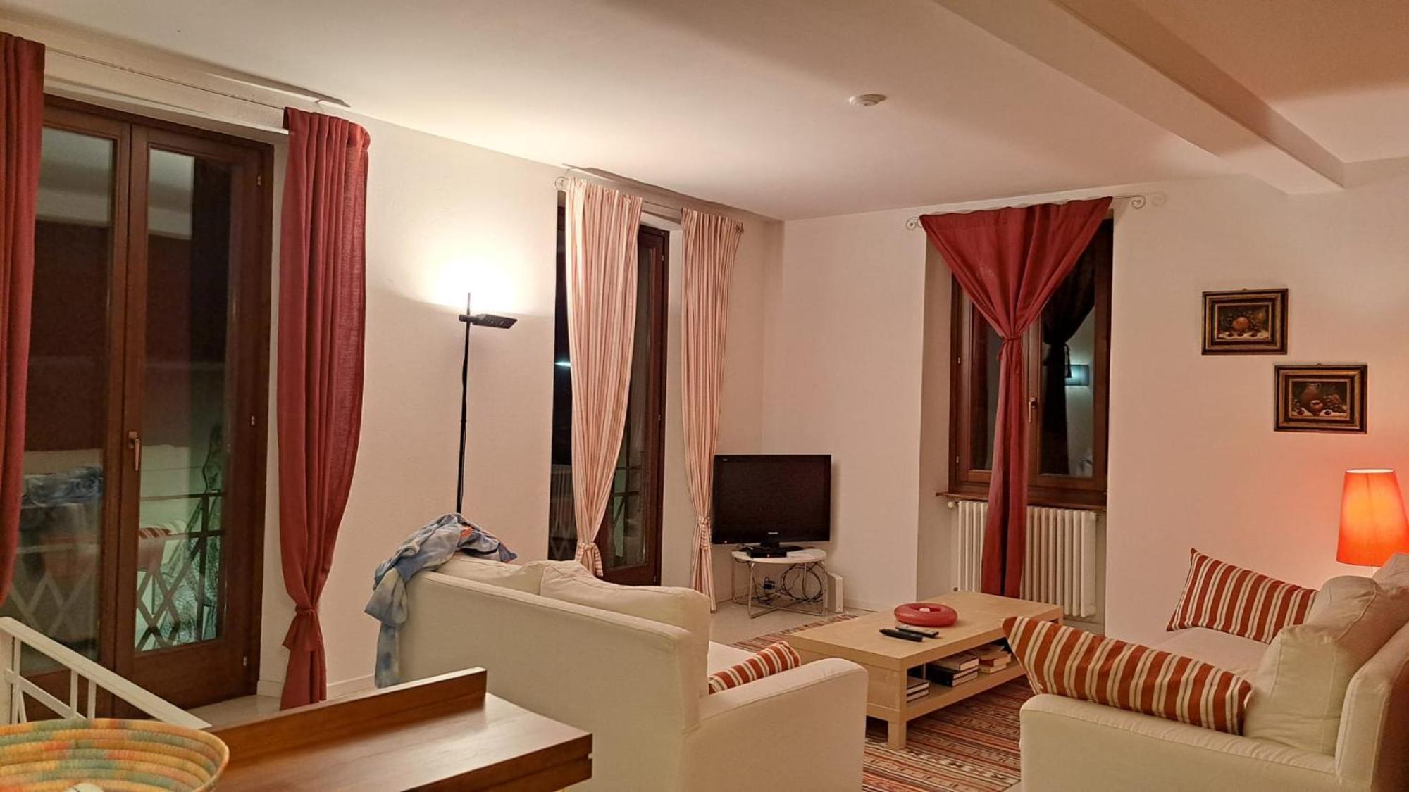Casa Aurora 1 Appartement Caslano Buitenkant foto